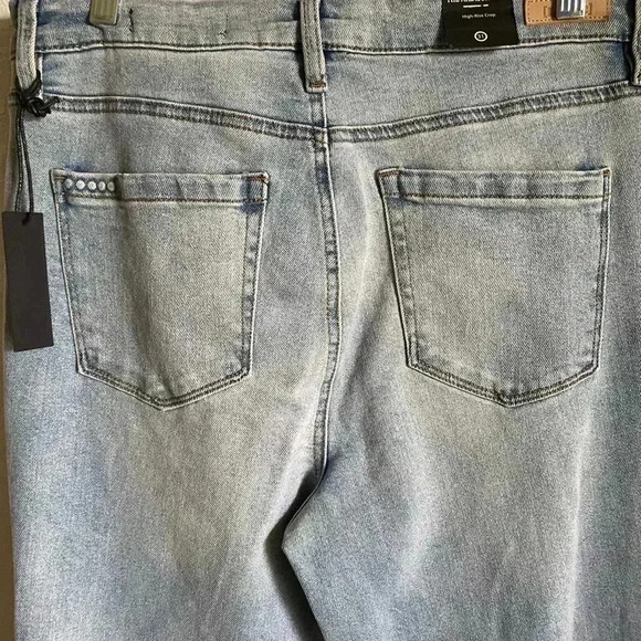 Blank NYC The Madison High Rise Crop Size 31 - Picture 7 of 9